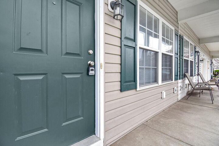 Property Photo: 1153 Park Drive OH 43230