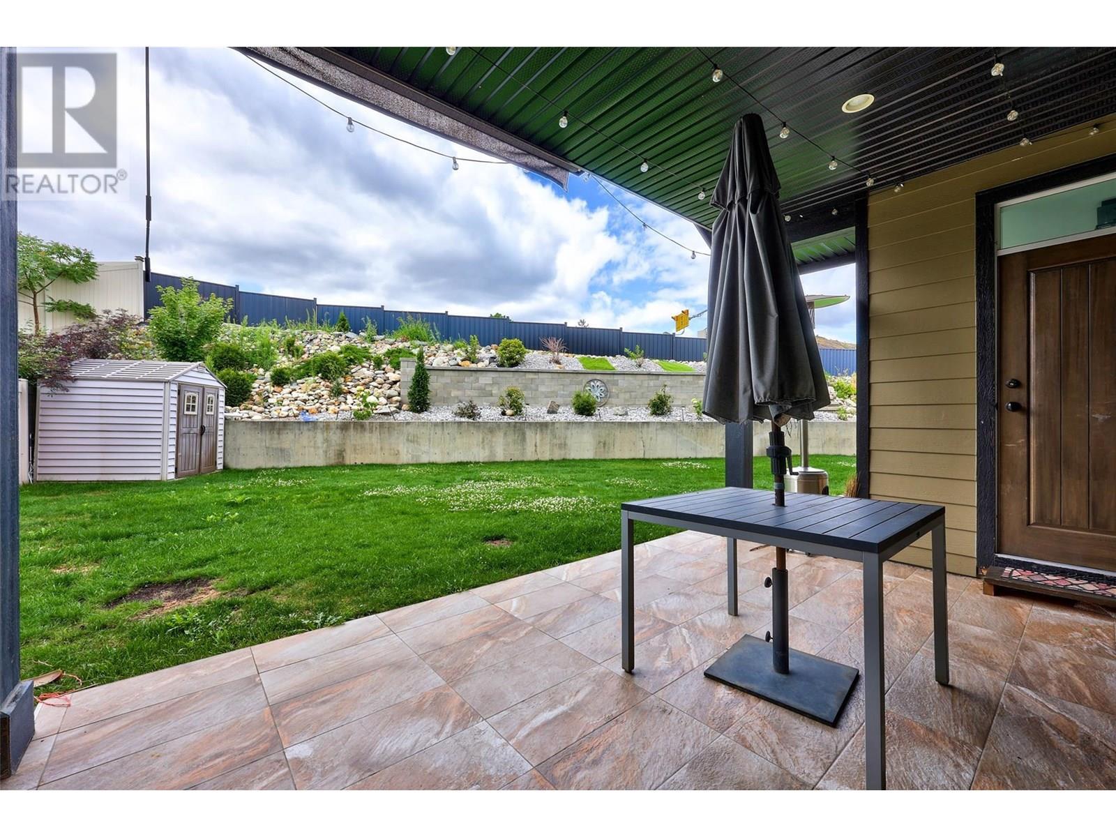 Property Photo: 825 Fernie Court BC V2C 0A7