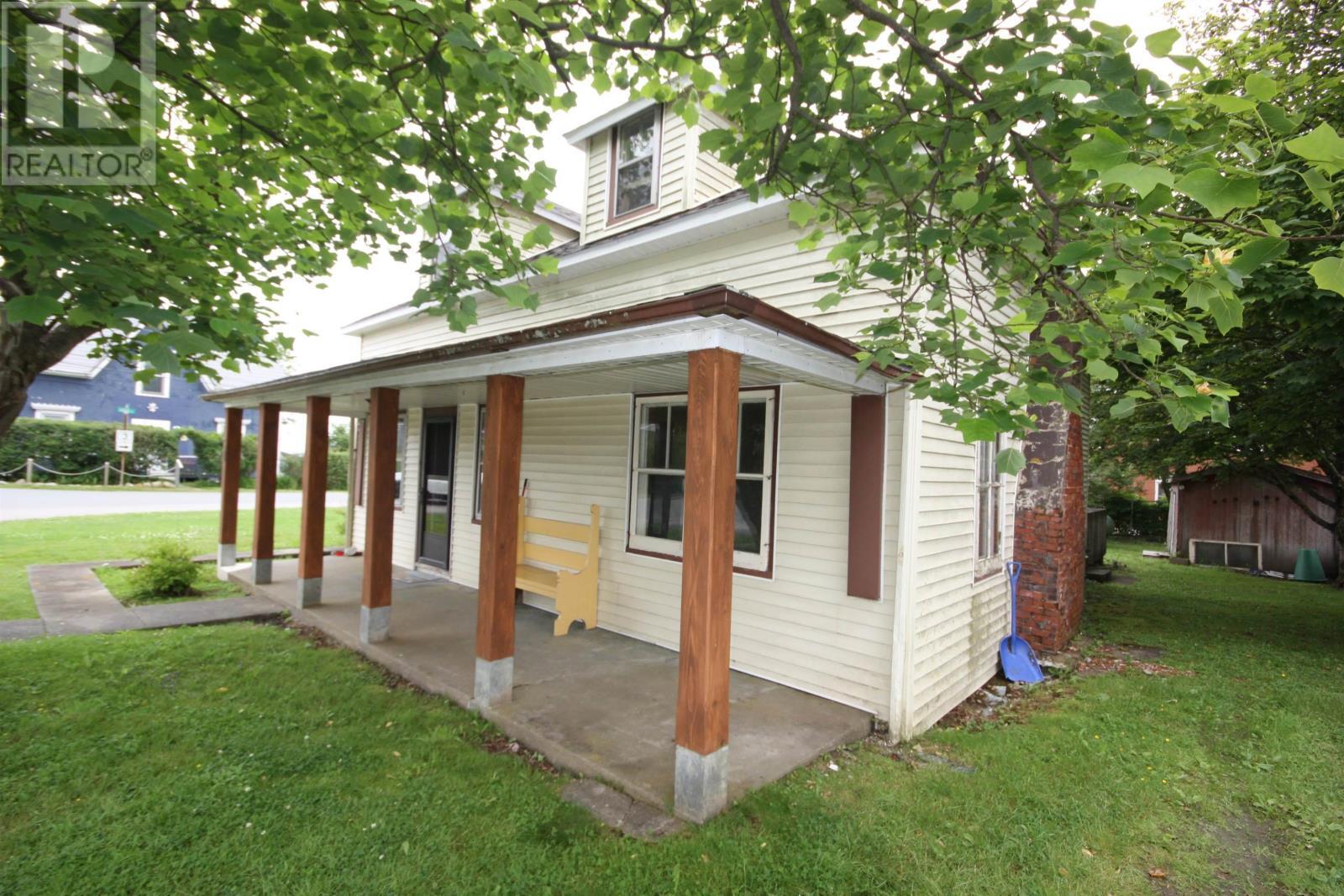 Property Photo: 31 Hall Street NS B0T 1L0
