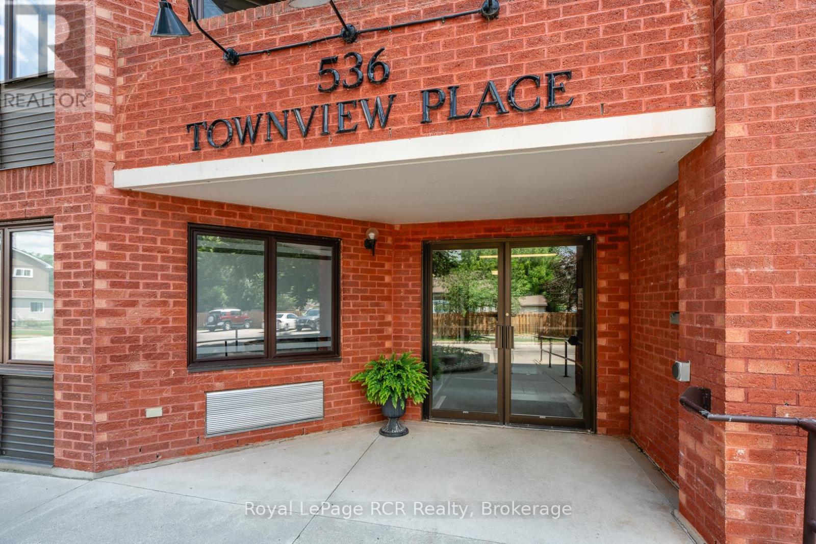 Property Photo: 536 11th Avenue 606 ON N4N 2S4