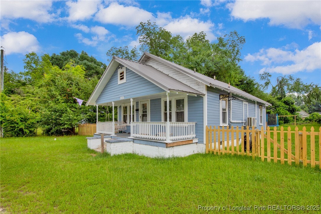 Property Photo: 1203 Simpson Street NC 28305