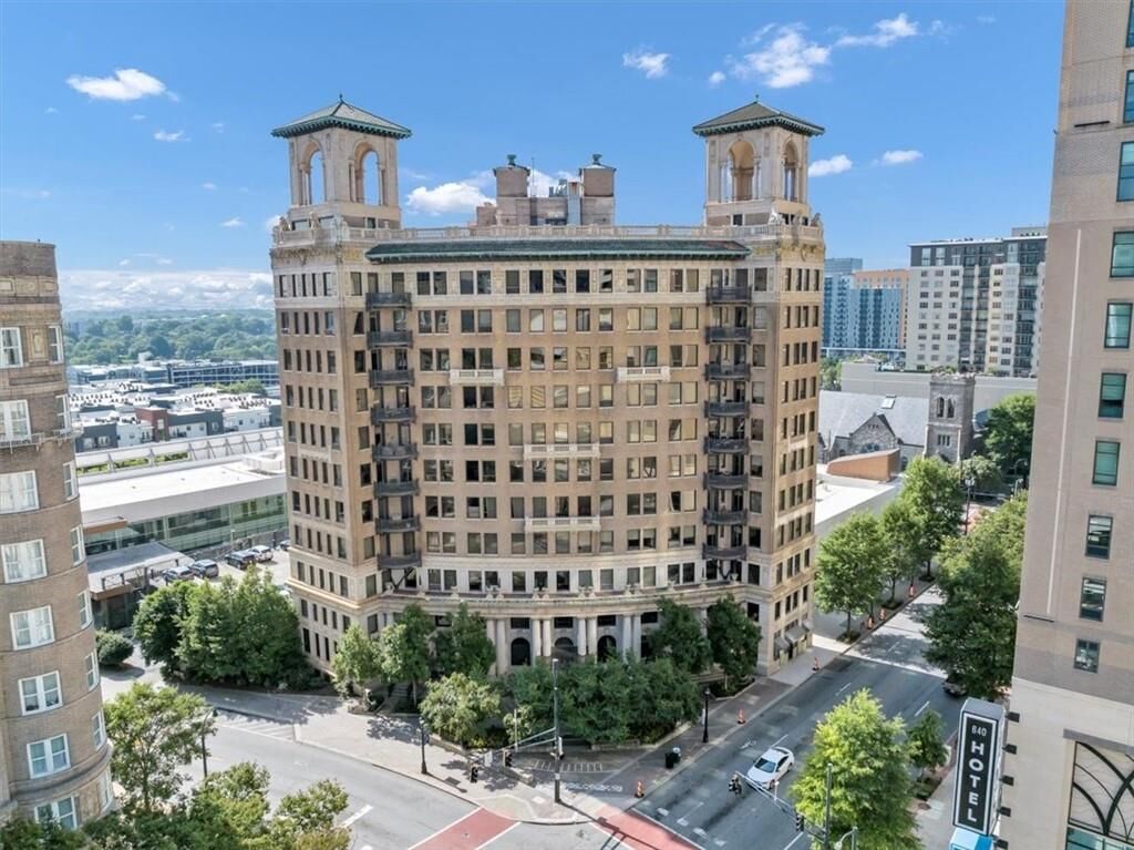 Property Photo: 75 Ponce De Leon Avenue NE 604 GA 30308