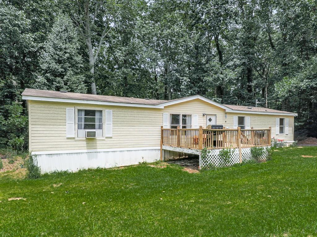 Property Photo: 108 Casual Ridge Run GA 30143