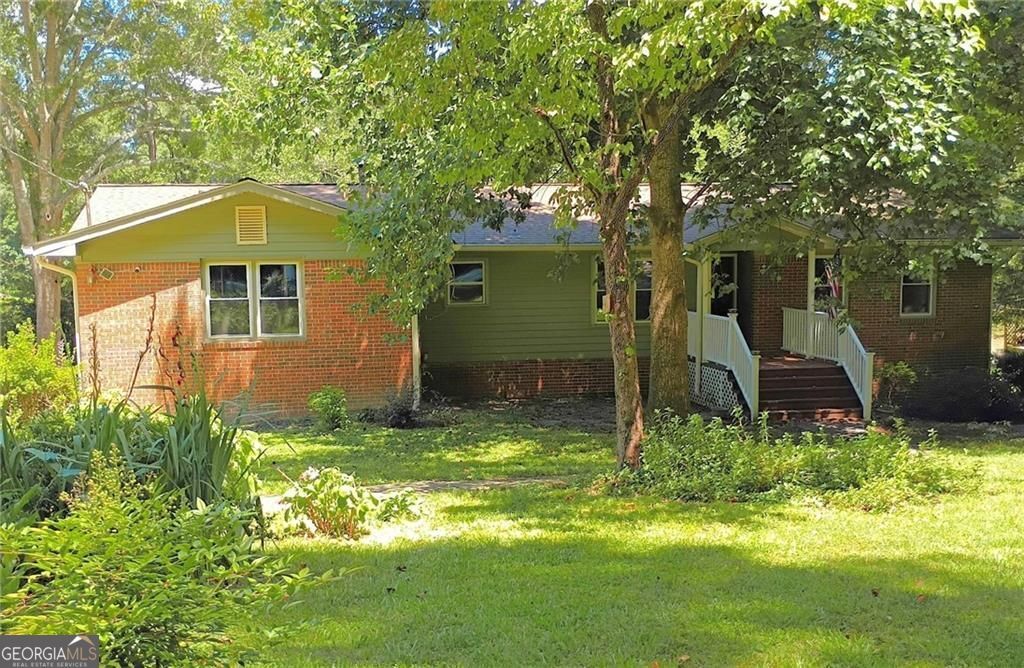 Property Photo: 2545 Rockbridge Road NW GA 30012