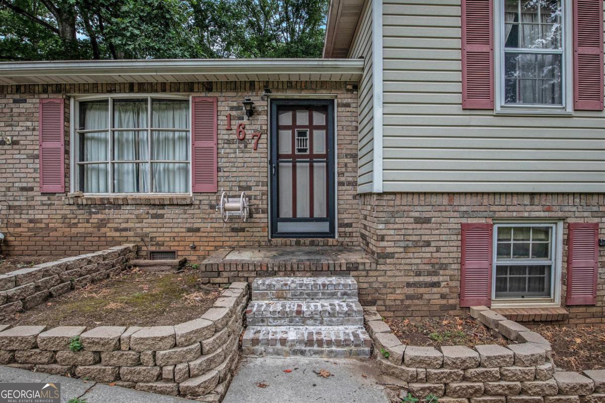 Property Photo: 167 Rittner Court GA 30044