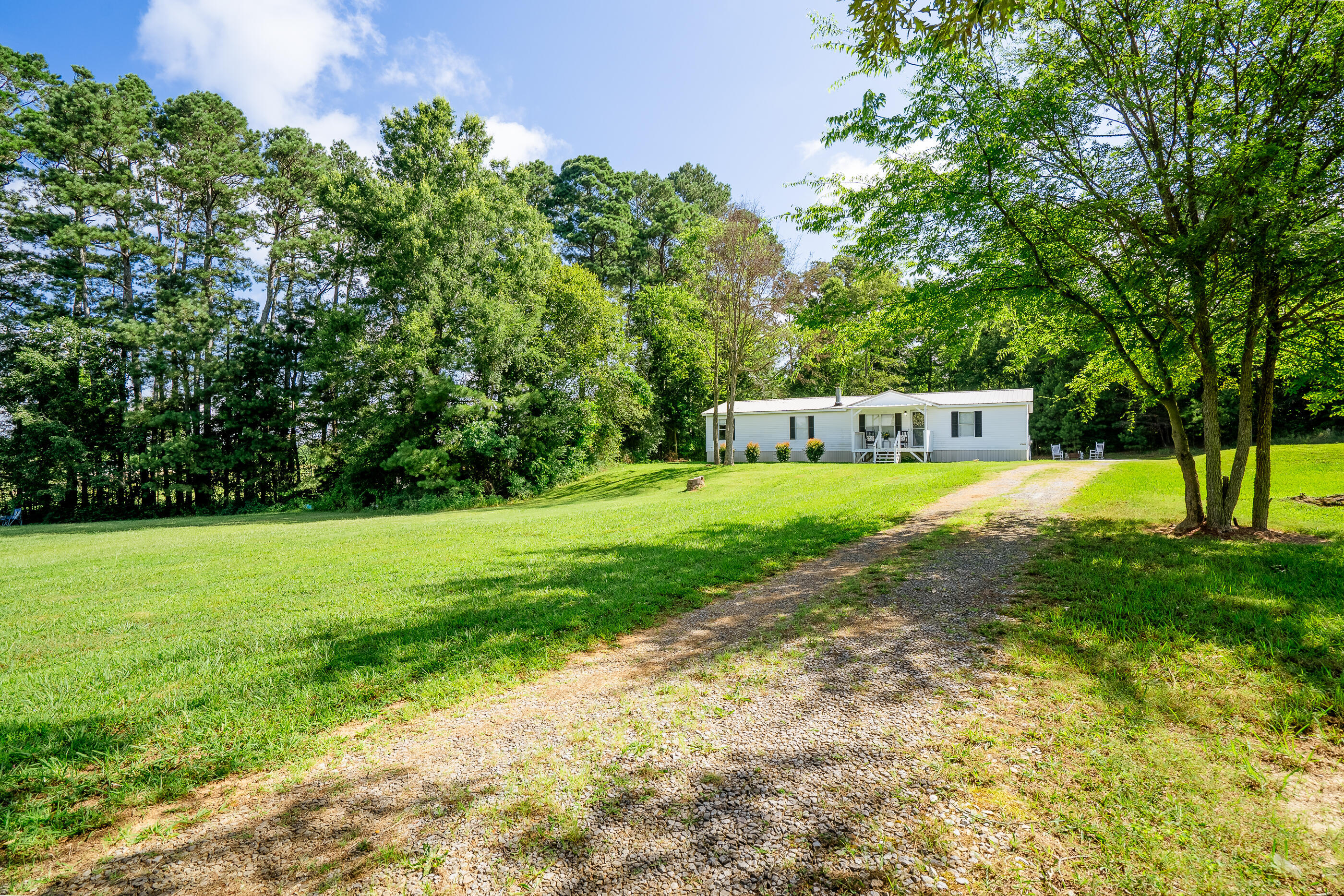 Property Photo: 63 Applewood Lane GA 30705