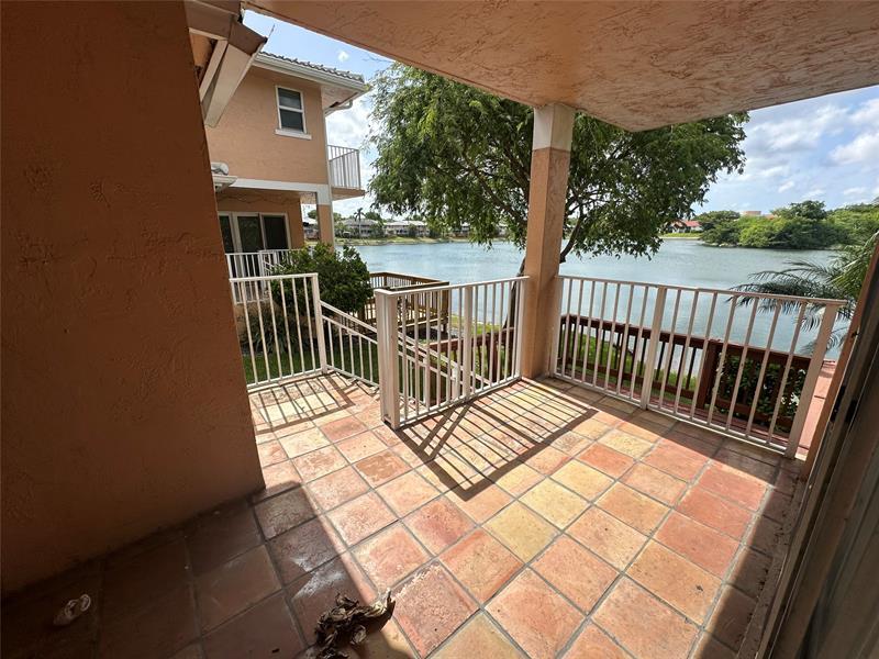 Property Photo:  3243 NW 44th St 2  FL 33309 