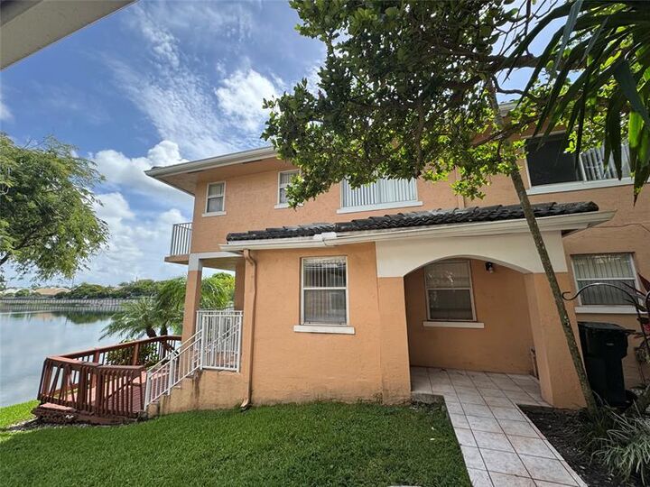 Property Photo: 3243 NW 44th St 2 FL 33309