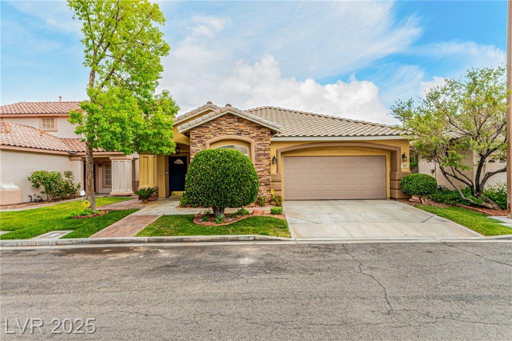 Property Photo:  808 Royal Birch Lane  NV 89144 