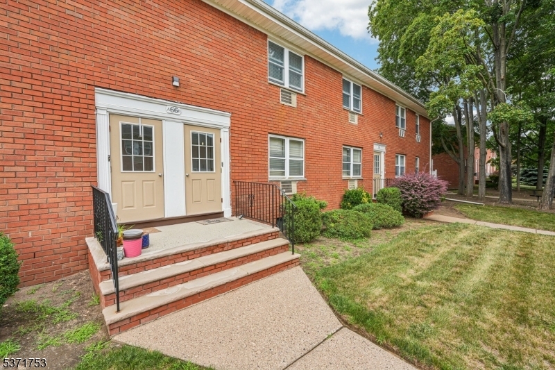Property Photo: 66 Knox Ter 1B NJ 07470