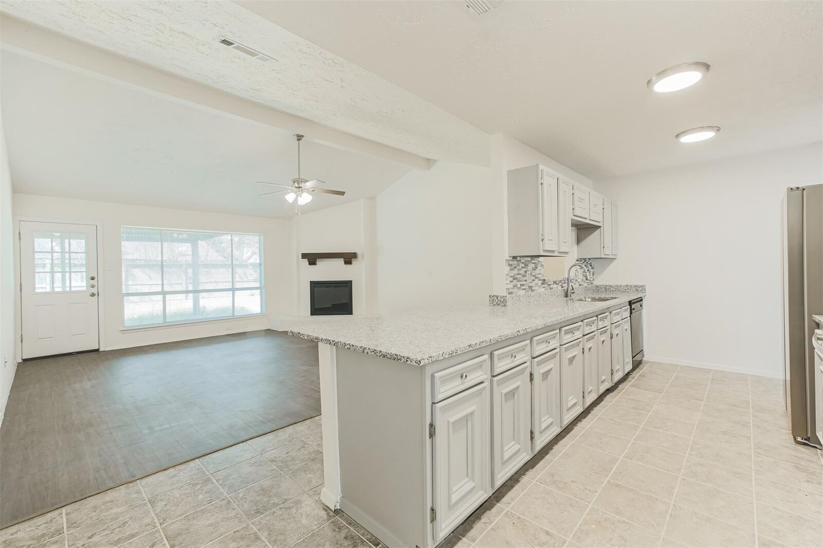 Property Photo: 4527 Enchantedgate Drive TX 77373
