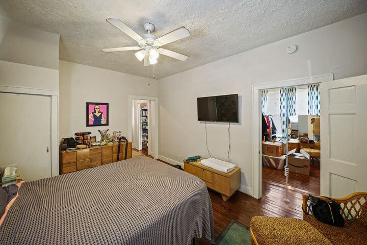Property Photo: 1320 Alexander Street A TX 77008