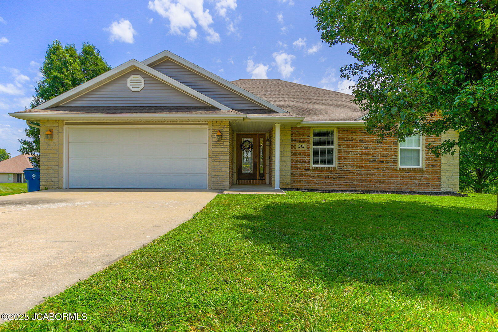 Property Photo: 215 Harwood Street MO 65043