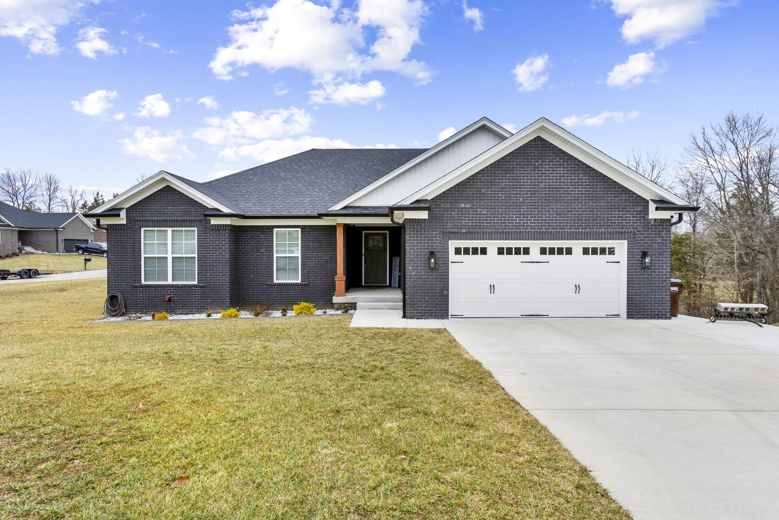 Property Photo:  19 Clubhouse Court  KY 40071 
