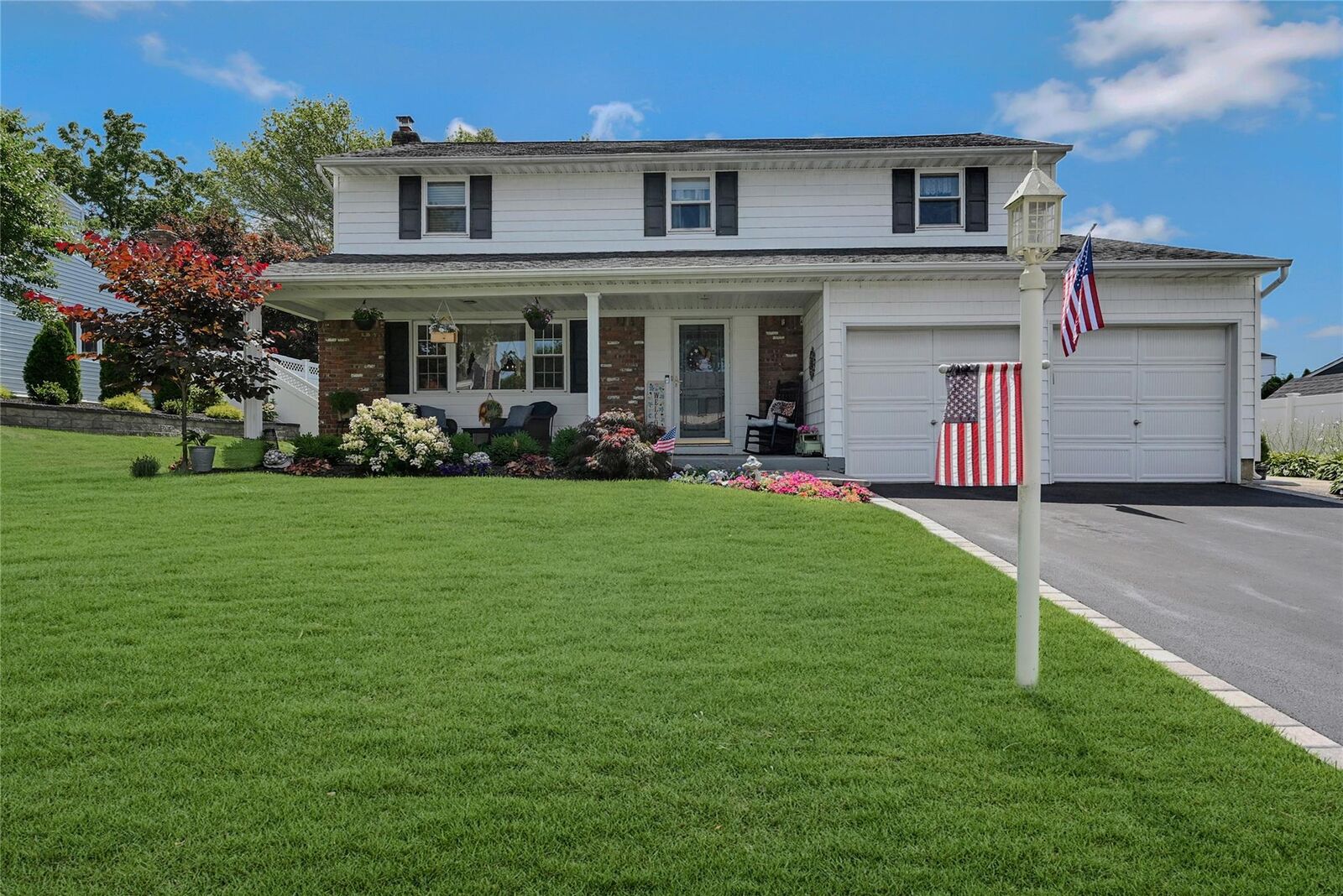 Property Photo:  10 Beauregard Drive  NY 11755 