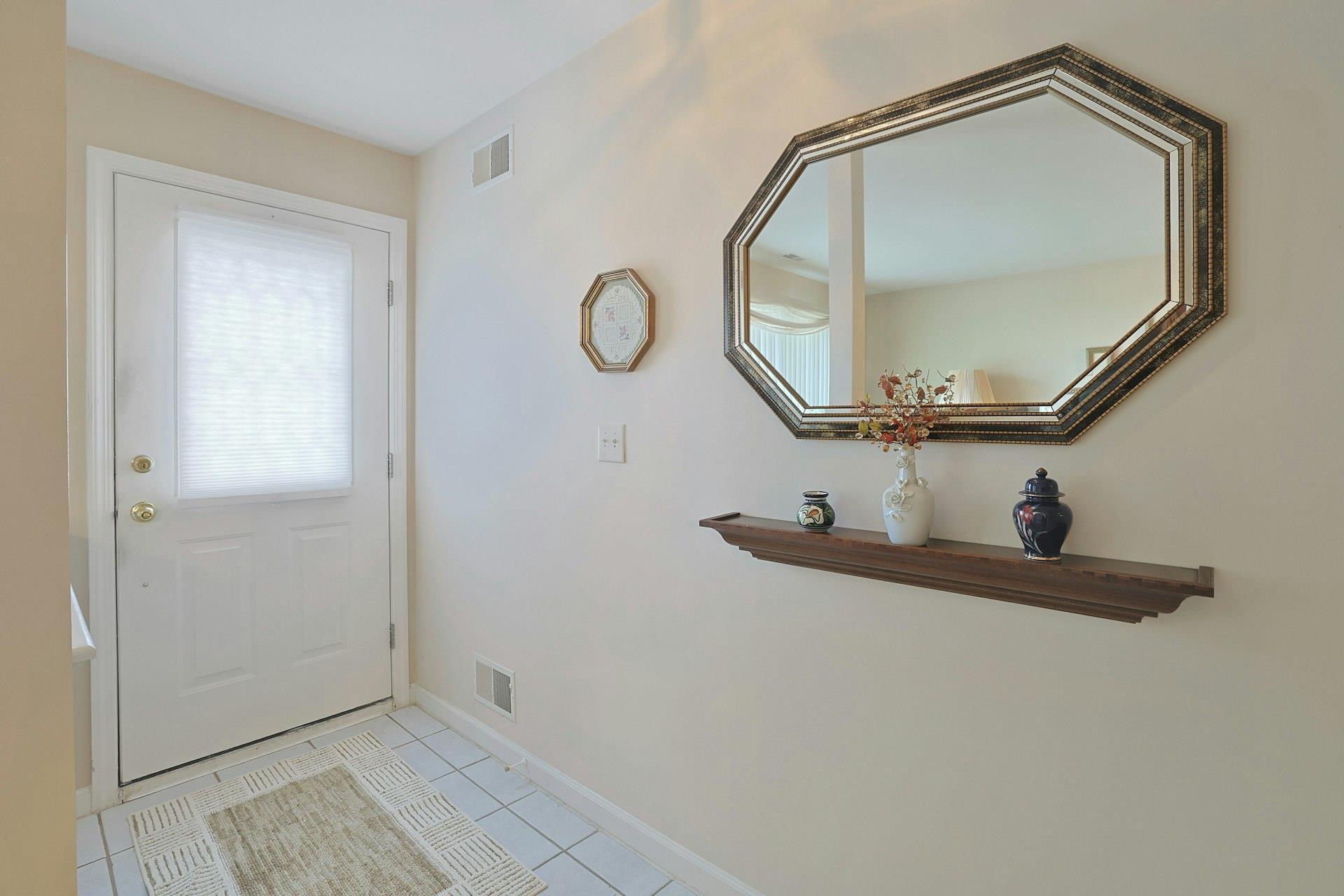 Property Photo:  30 Windsor Circle 30  NY 10956 