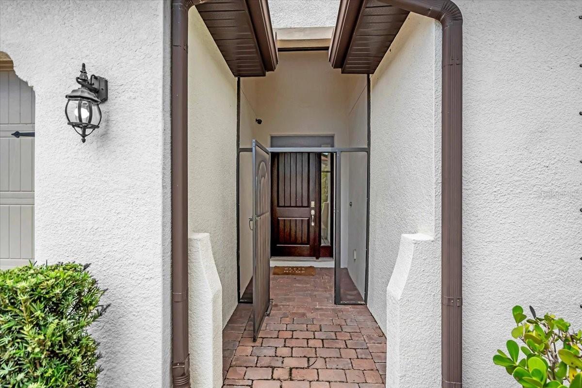 Property Photo: 291 Toscavilla Boulevard FL 34275