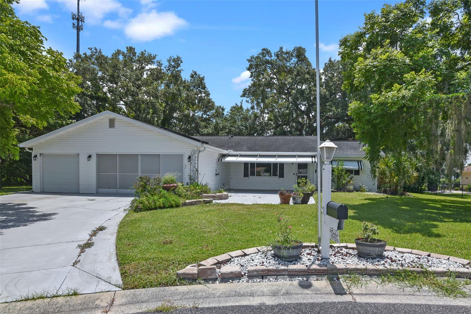 Property Photo: 10185 SE 175th Lane FL 34491