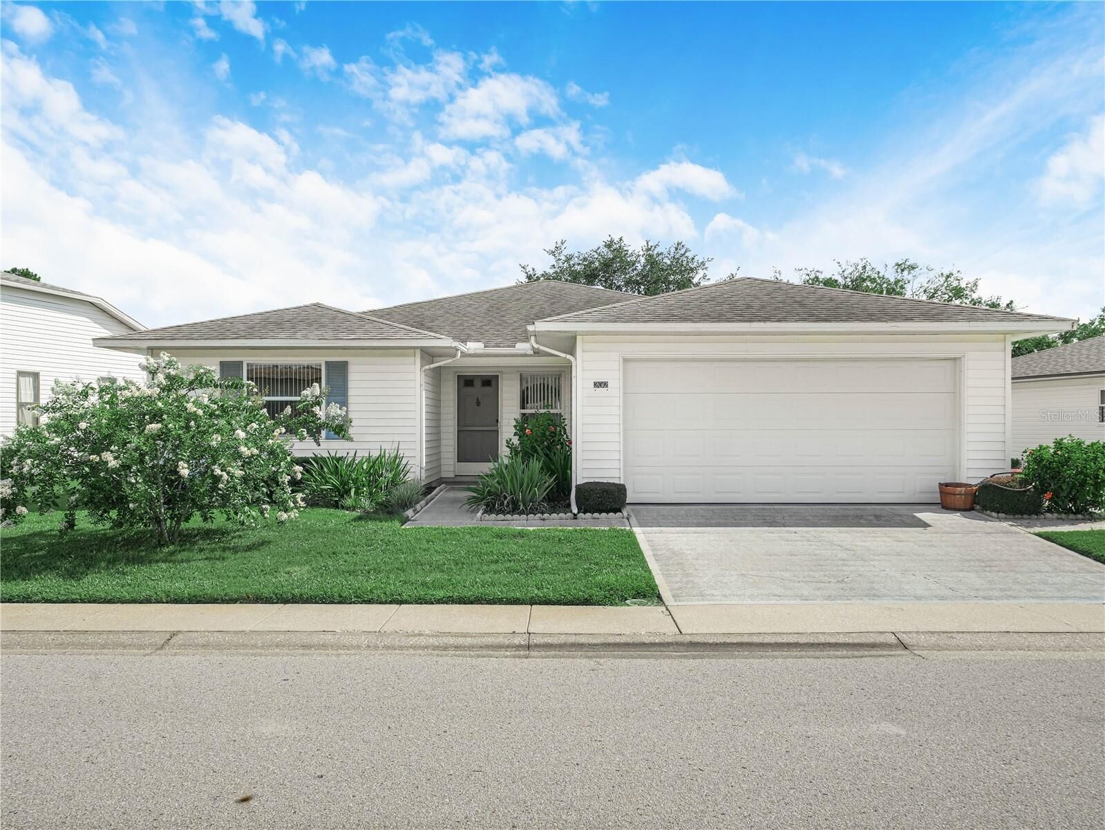 Property Photo:  2012 Long Boat Drive  FL 33810 