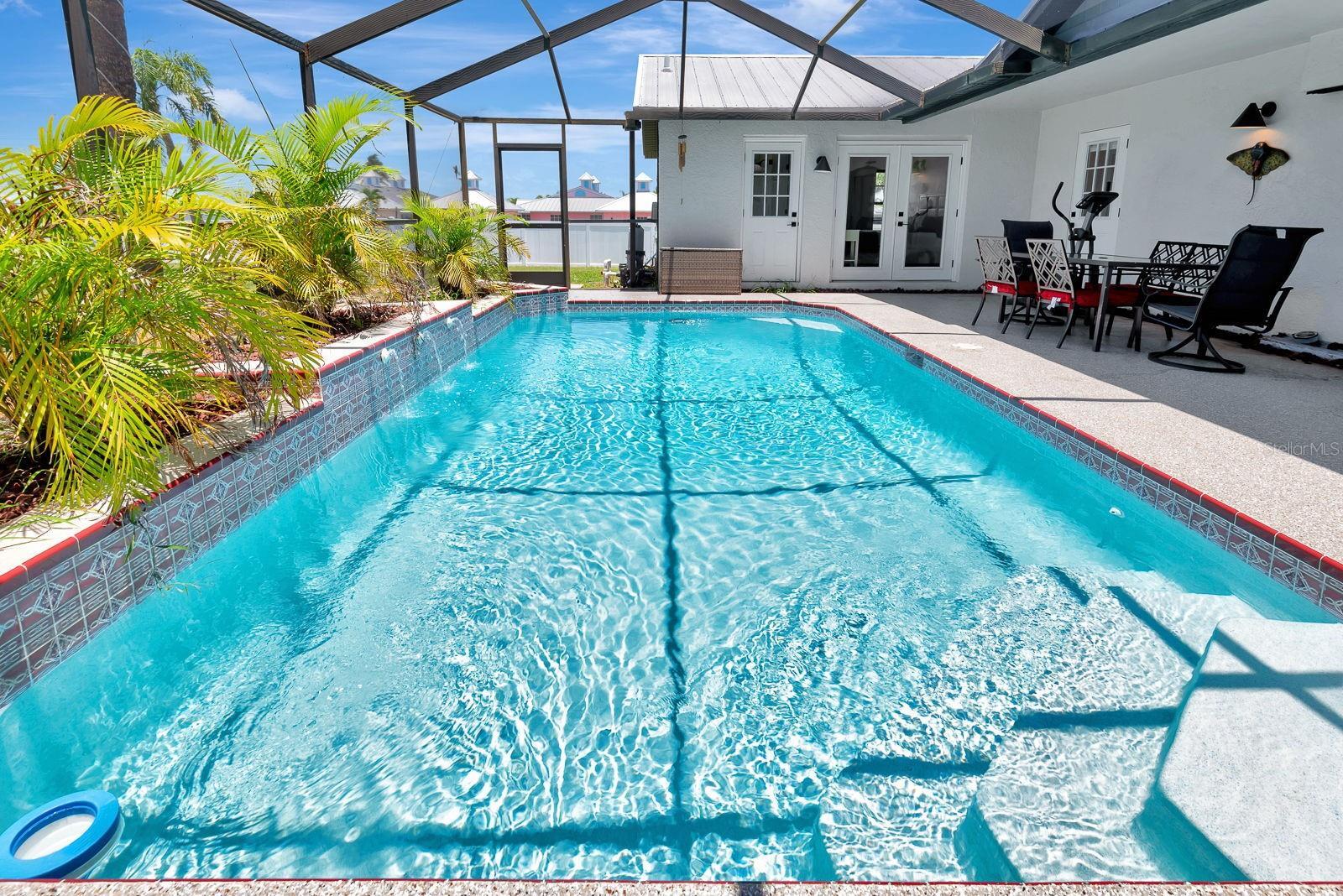 Property Photo:  917 Shagos Drive  FL 33572 