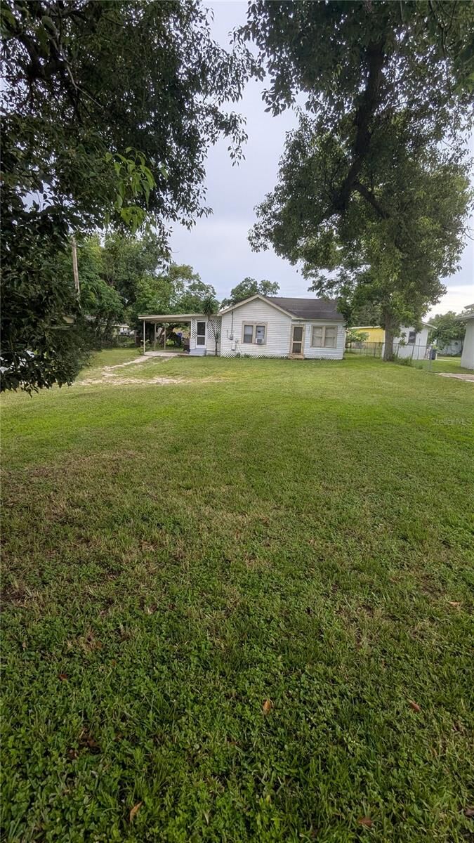 Property Photo: 1102 W 13th Street FL 33805