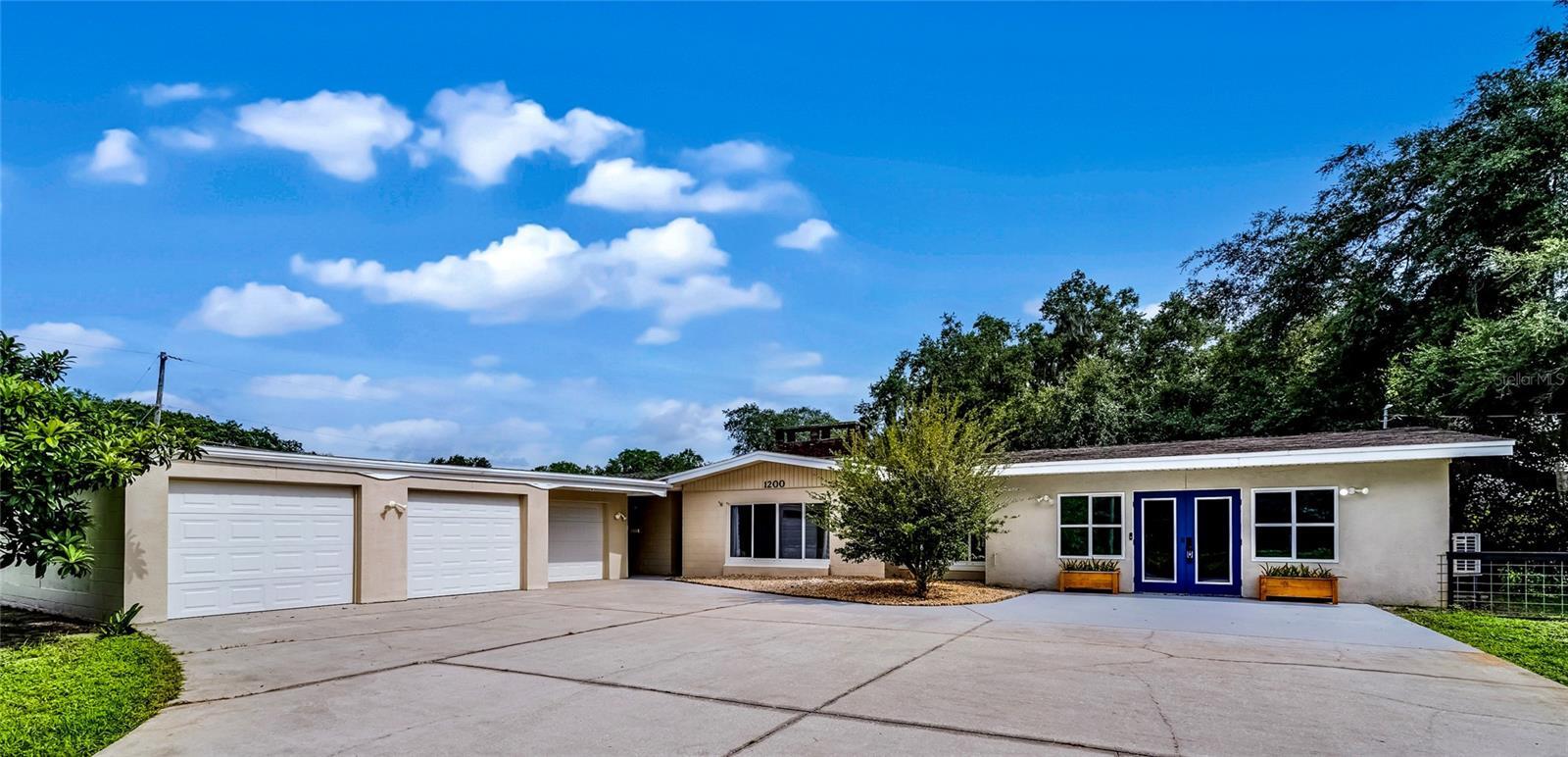 Property Photo:  1200 Lake Harney Road  FL 32732 