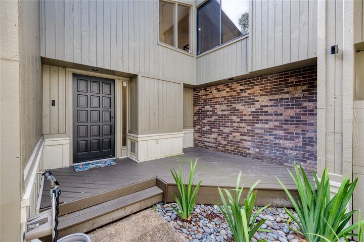 Property Photo:  568 S Osceola Avenue 15  FL 32801 