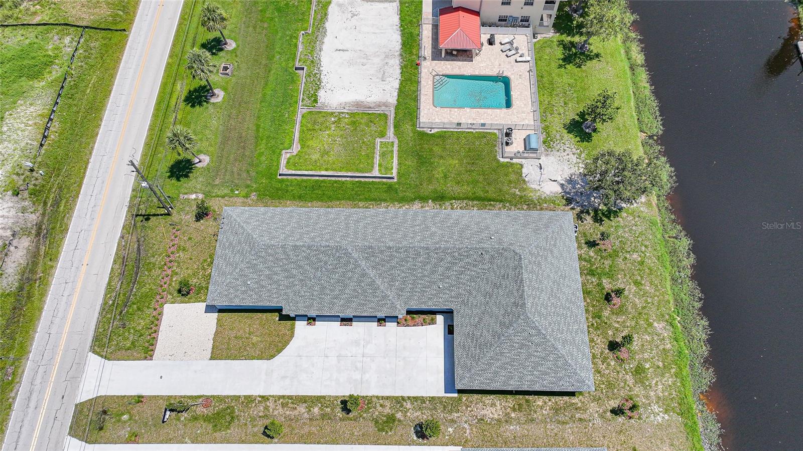 Property Photo: 238 Boundary Boulevard 3 FL 33947
