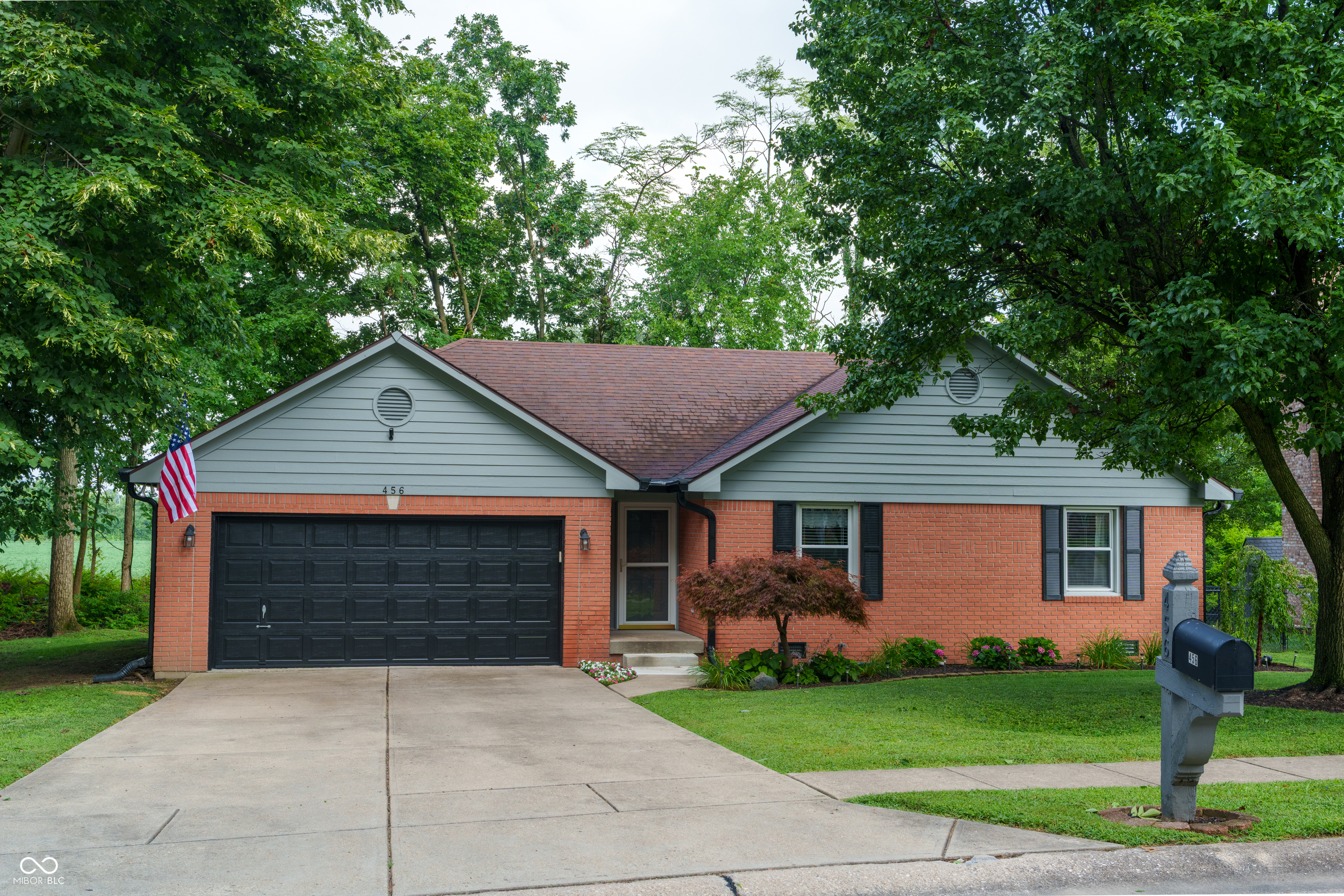 456 Old Hickory Lane  Greenwood IN 46142 photo