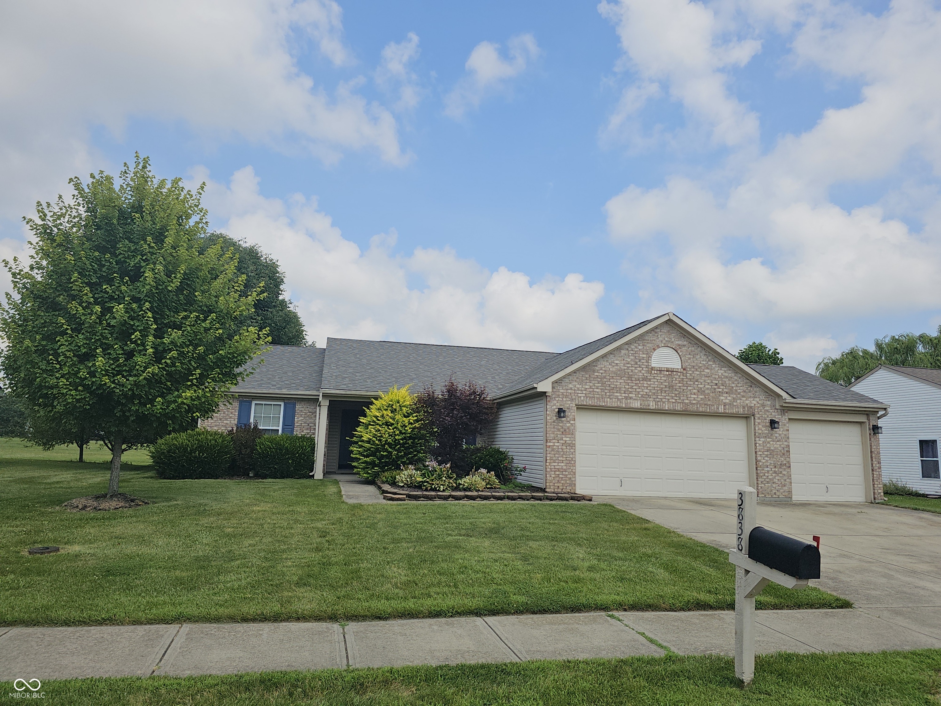 Property Photo: 3838 Crest Point Drive IN 46062