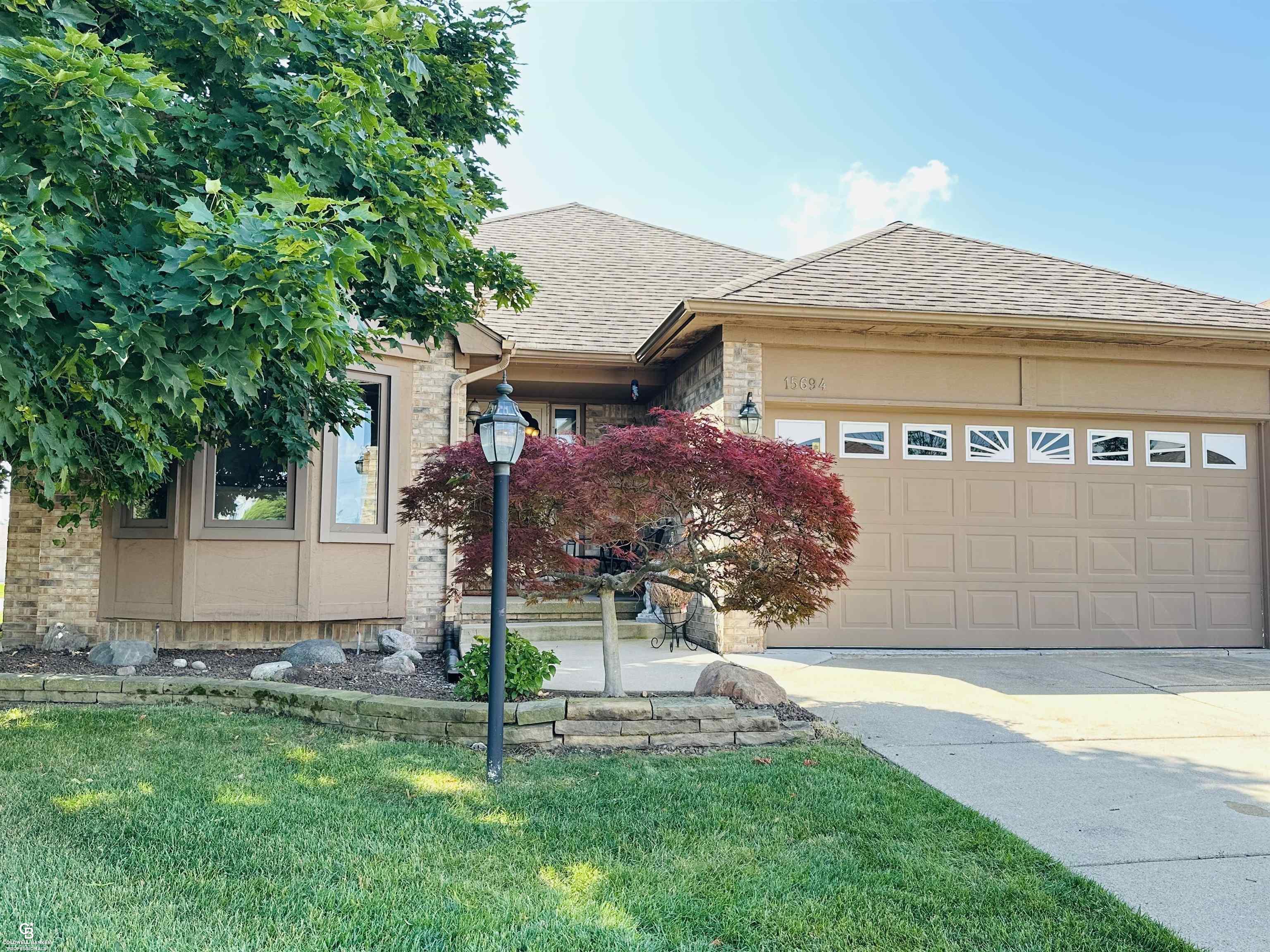 Property Photo: 15694 Quarter Horse Court MI 48035-1040