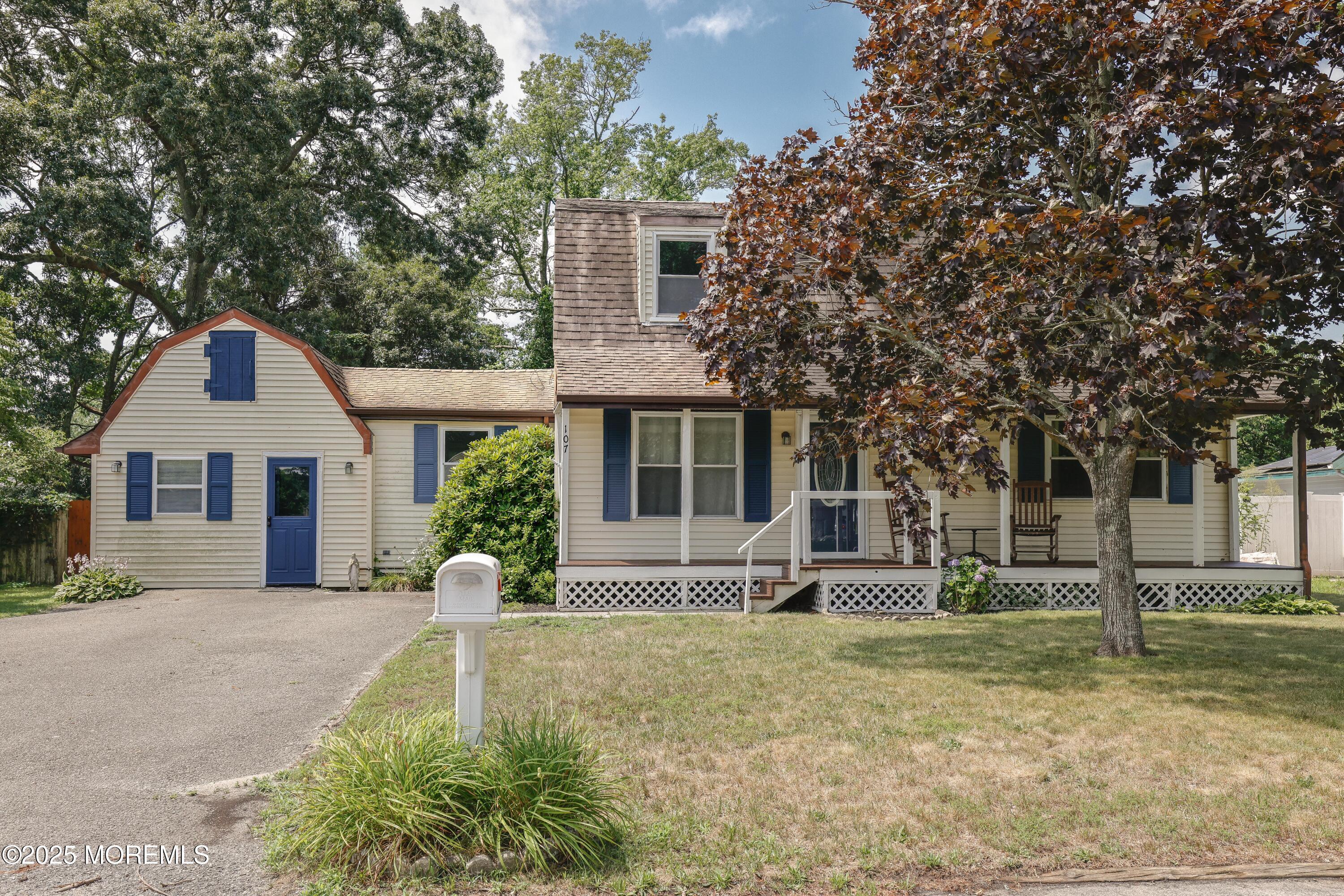 Property Photo: 107 Seneca Lake Drive NJ 08087