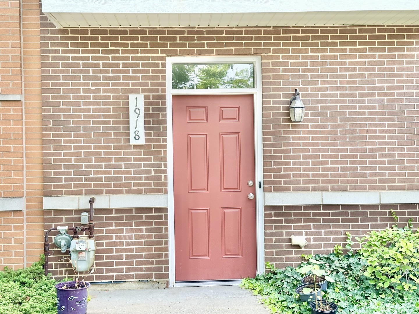 Property Photo: 1918 N Lotus Avenue IL 60639