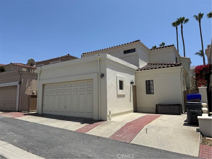 Property Photo: 11 Arbolado Court CA 90266