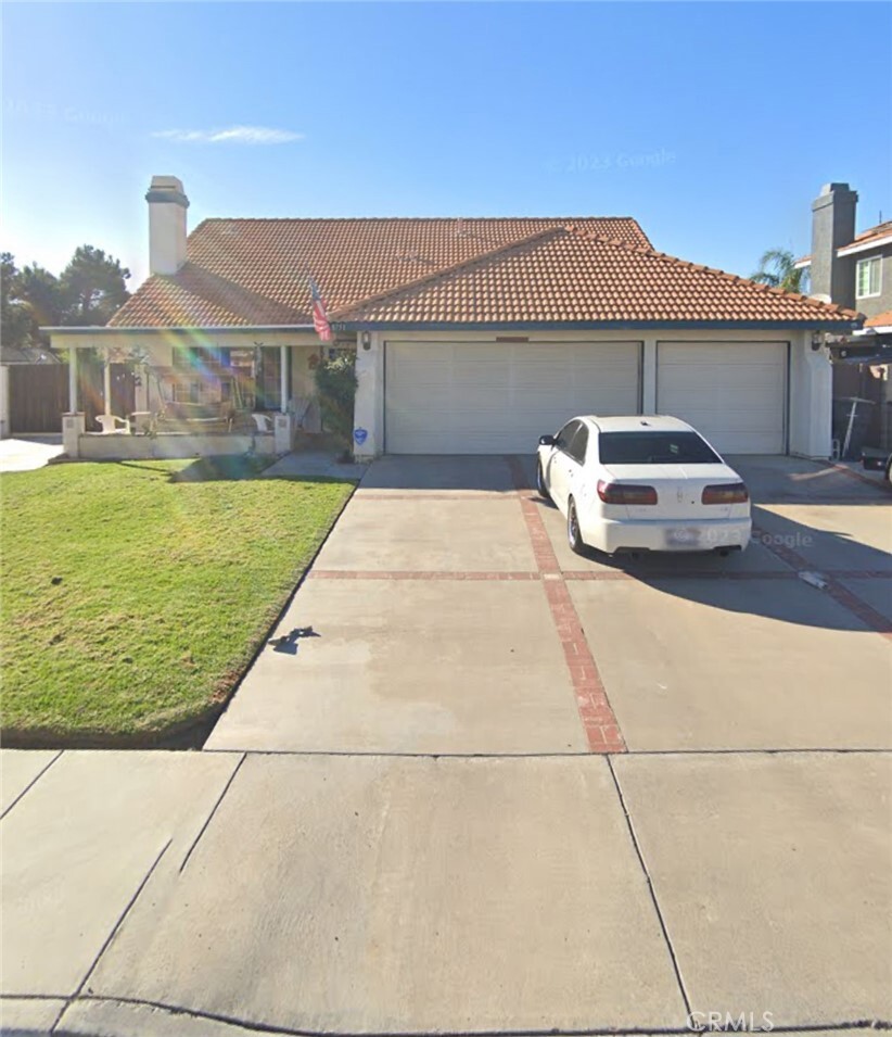 Property Photo:  8751 Rosebay Court  CA 92508 