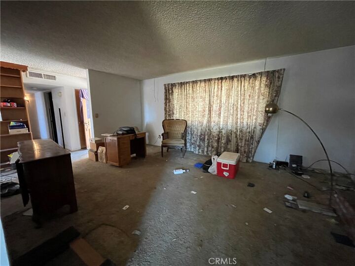 Property Photo: 3917 Wood Lane CA 93309
