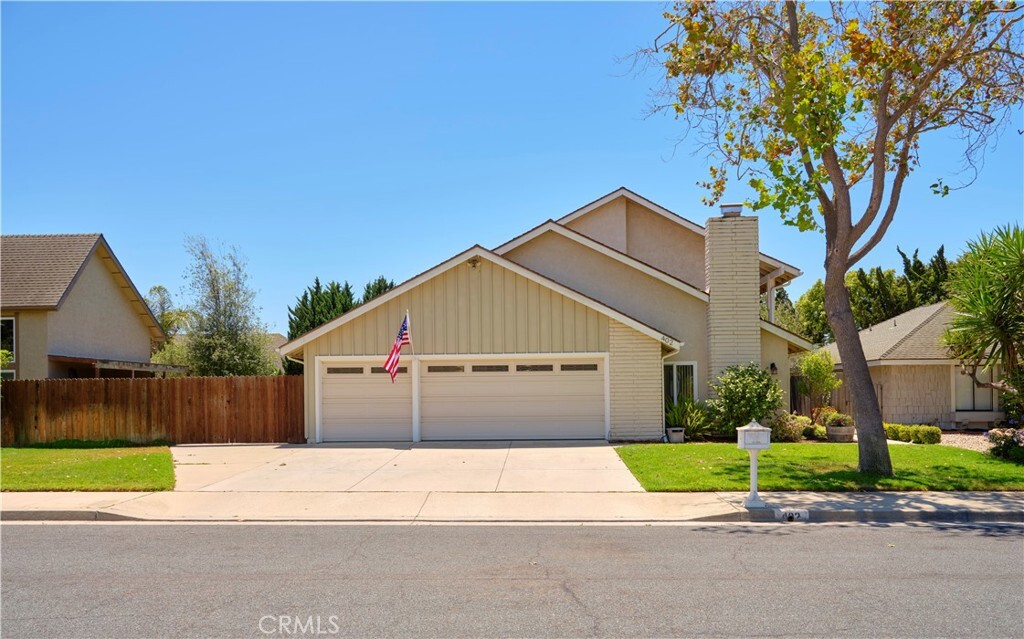 Property Photo:  402 Espalier Drive  CA 93455 