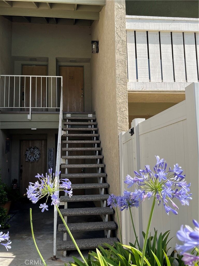 Property Photo:  22 Country Mile Road  CA 91766 