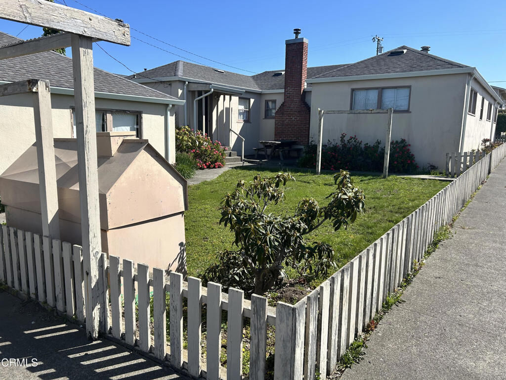 Property Photo:  191 S Corry Street  CA 95437 