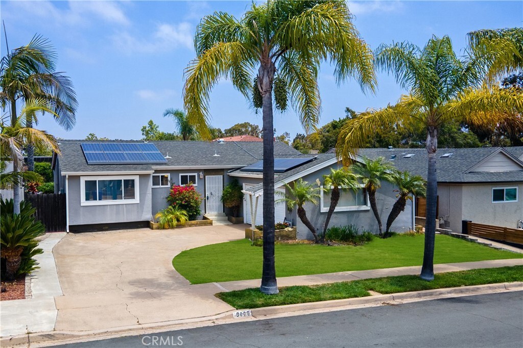 Property Photo: 9006 Haveteur Way CA 92123