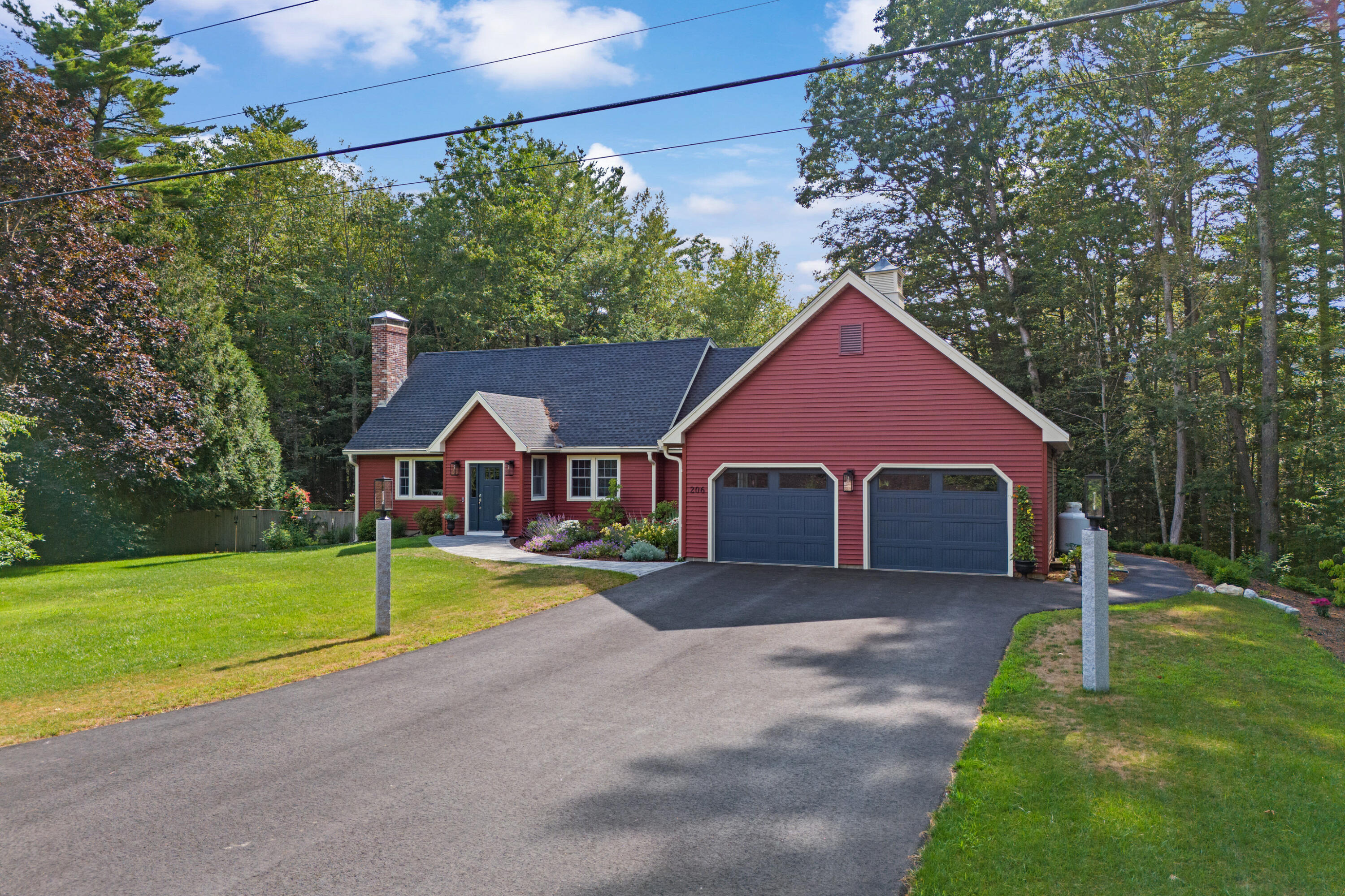 Property Photo:  206 Rollingwood Road  ME 03903 