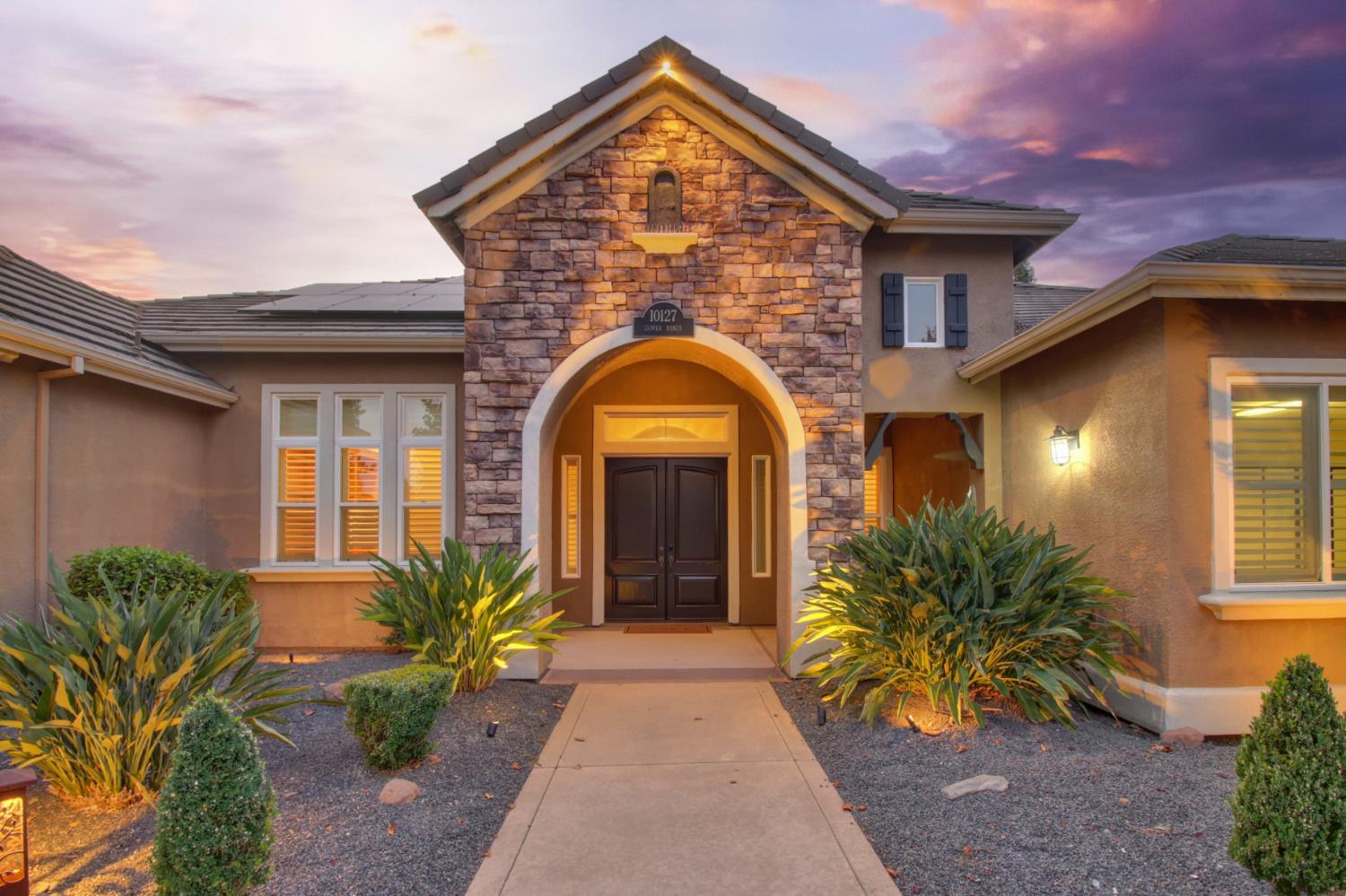 Property Photo: 10127 Clover Ranch Drive CA 95829