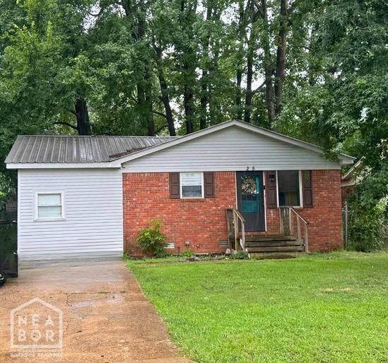 Property Photo:  215 Pine Street  AR 72401 