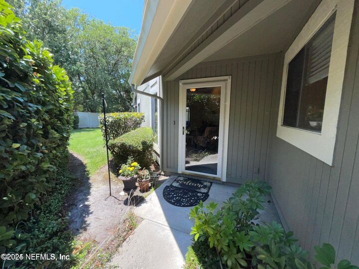 Property Photo: 47 Turtleback Trail FL 32082