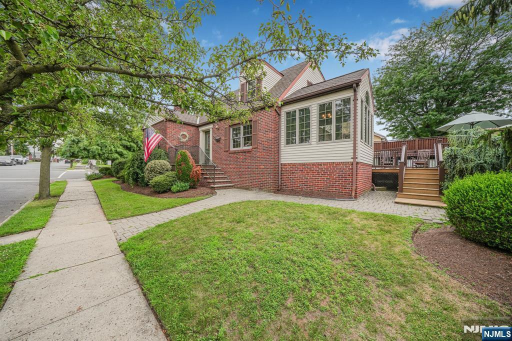 23 Lincoln Avenue  North Arlington NJ 07031 photo