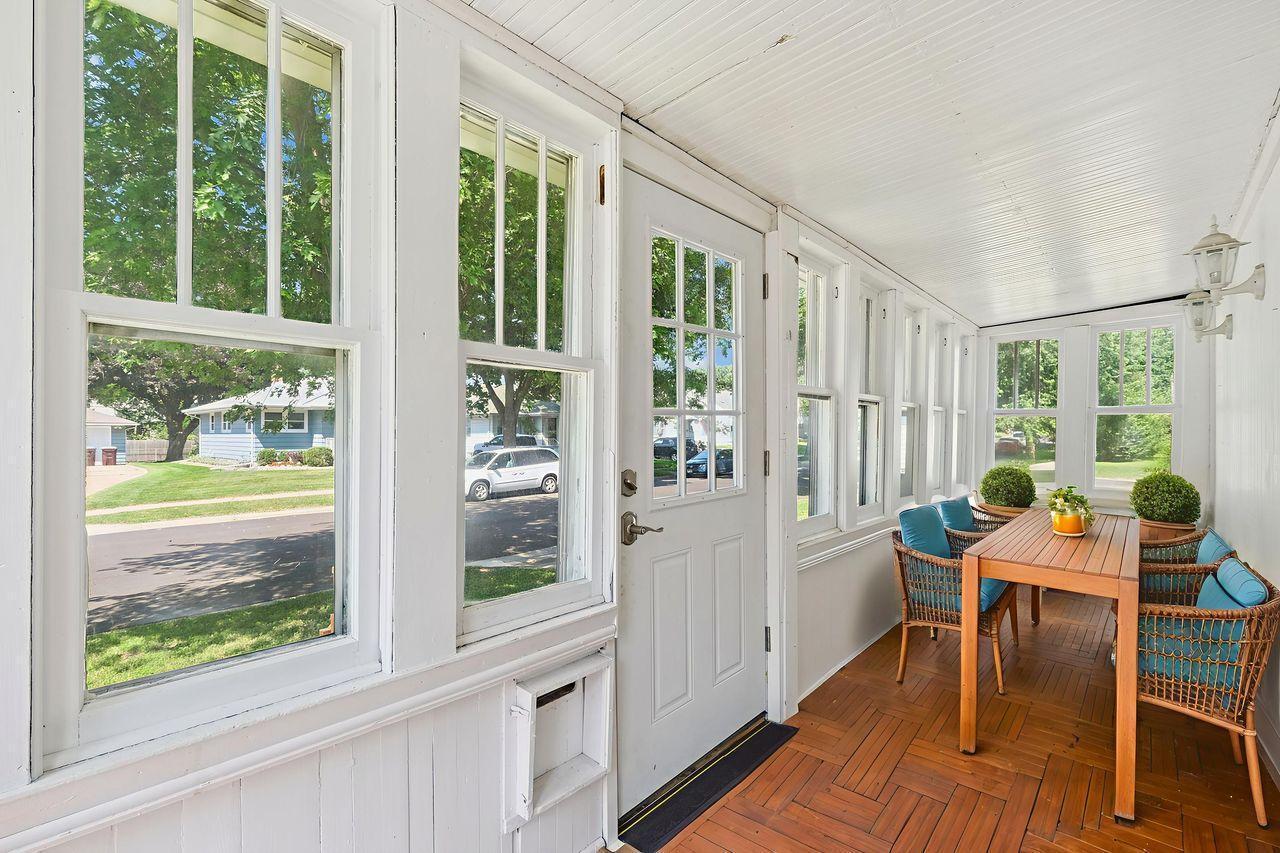Property Photo: 178 Mainzer Street MN 55118