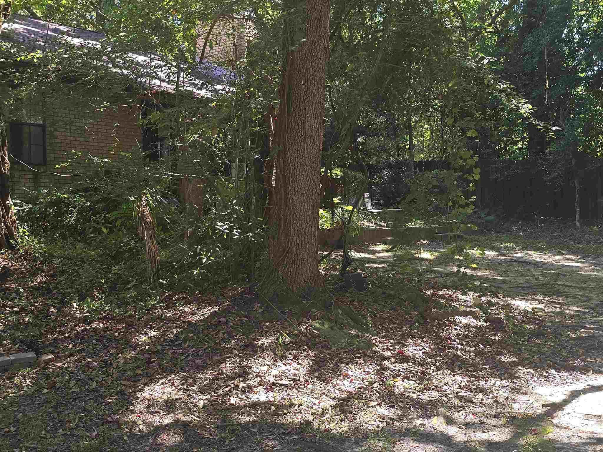 Property Photo:  9345 Chisholm Rd K3  FL 32504 