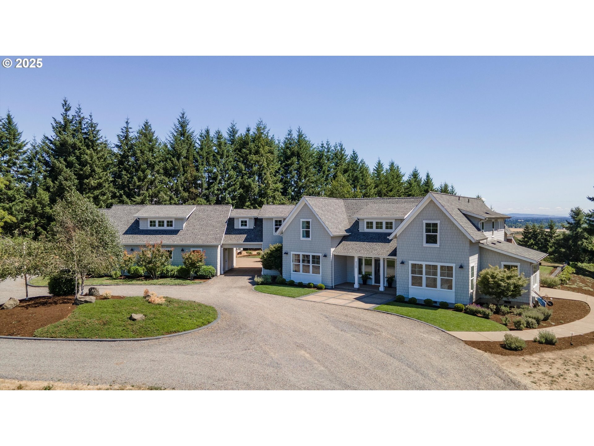 Property Photo: 9360 SW Youngberg Hill Rd OR 97128