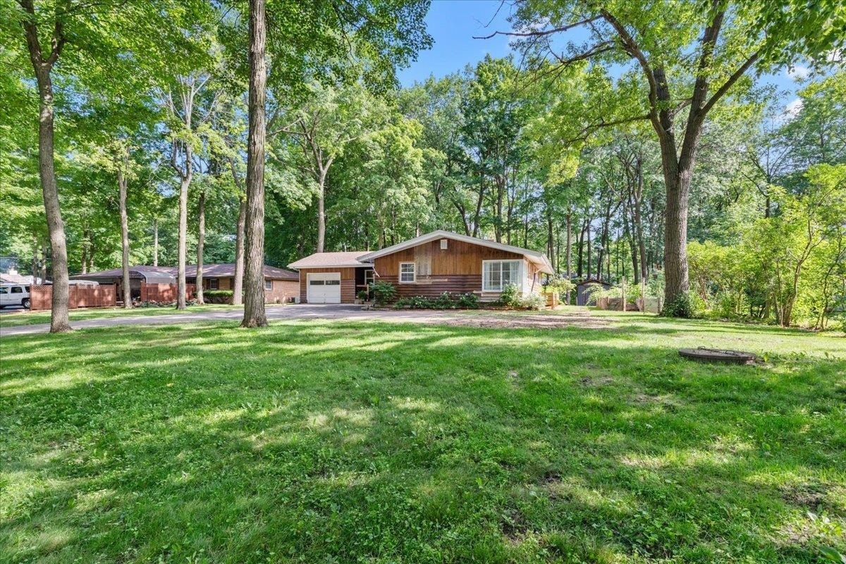 Property Photo:  1953 Birch Terrace  WI 53090 
