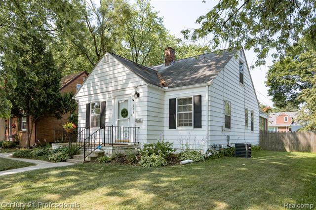 Property Photo: 224 Starr Avenue MI 48341